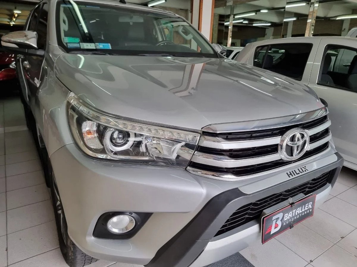 Toyota Hilux Pick-up 2.8 Cd Srx 177cv 4x4